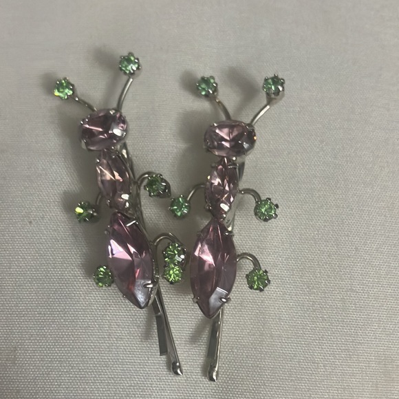 Tarina Tarantino Bug Bobby Pins - Picture 3 of 3